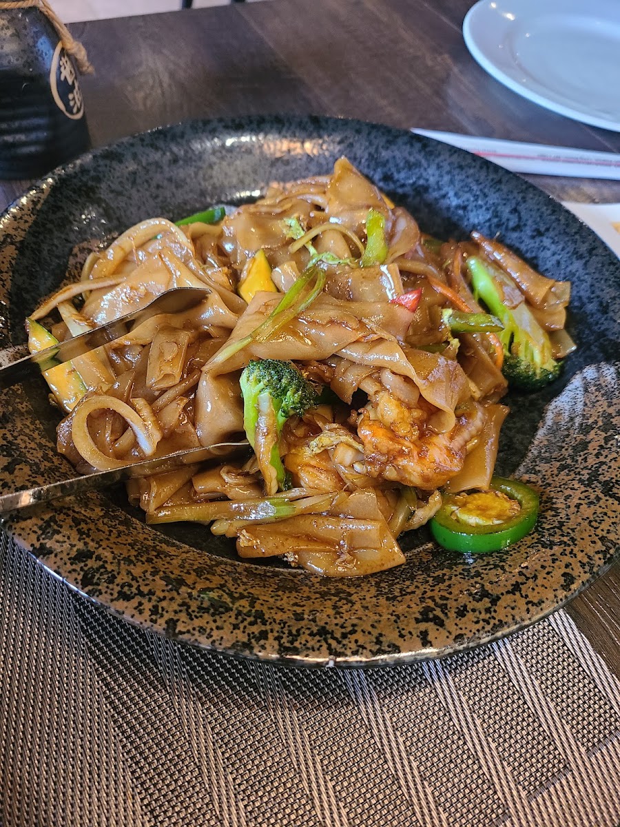 Yummy Yummy Asian Bistro