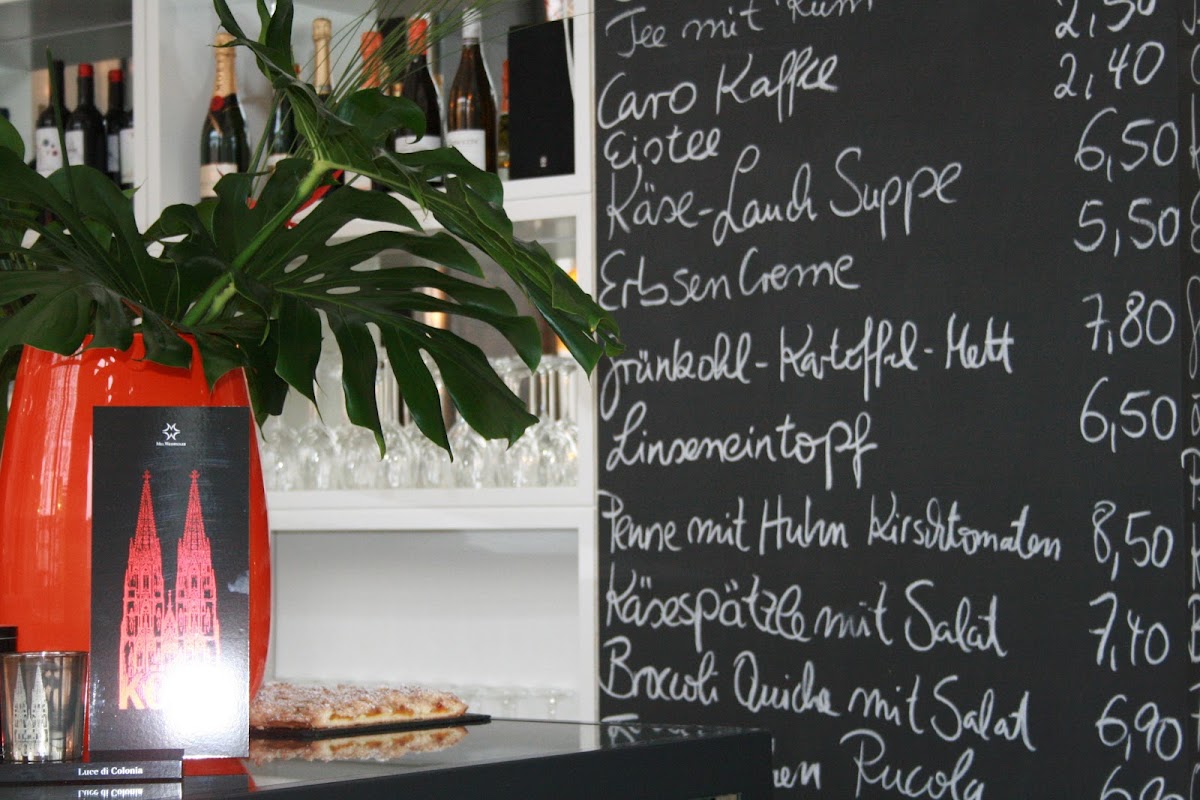 Wallraf-Richartz Cafe Restaurant im Museum menu board