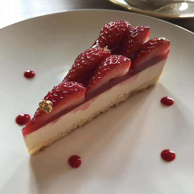 Strawberry Feuillantine
