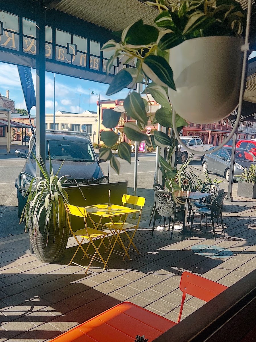 Mash cafe and restaurant