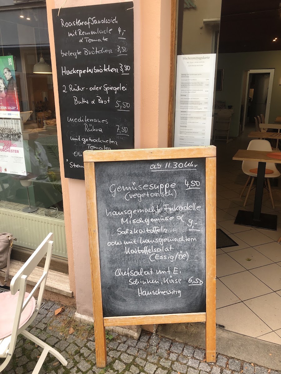 Zeppis Café-Bistro menu board