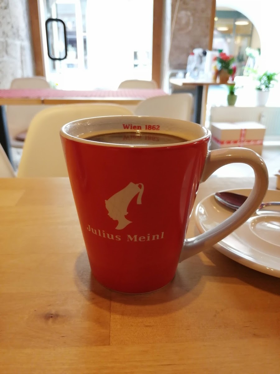 Zeppis Café-Bistro