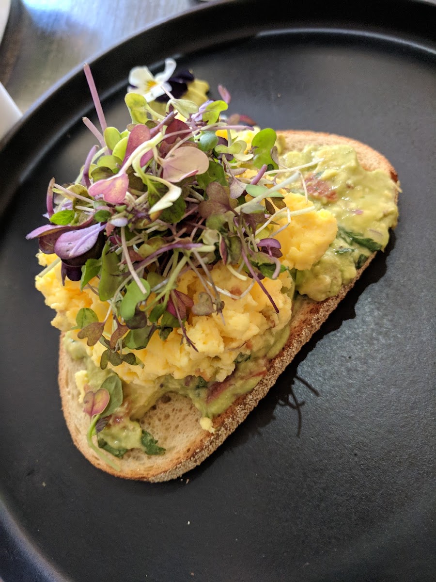 Cafe E42