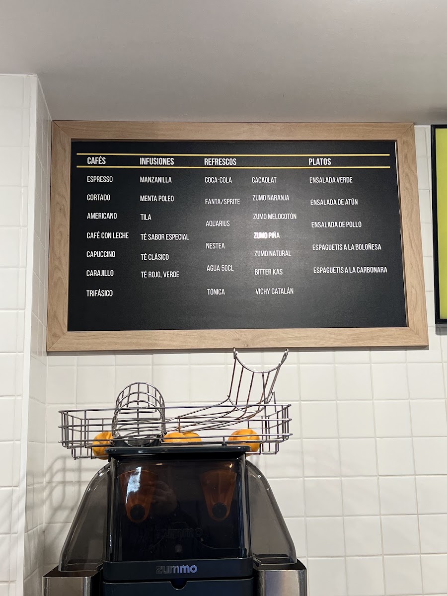VIVARI menu board