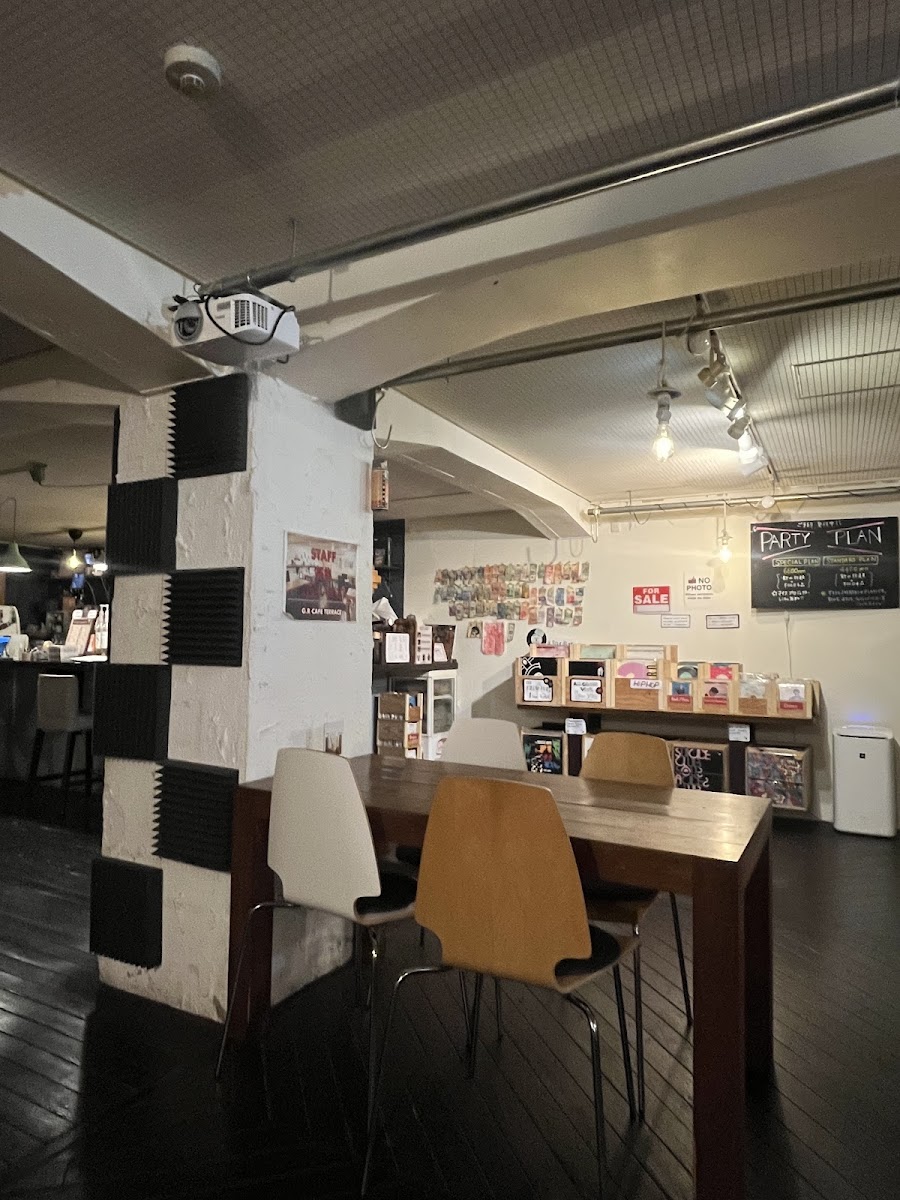 G.R CAFE TERRACE