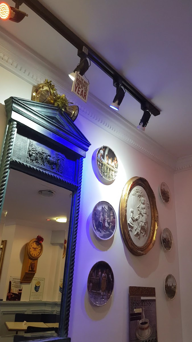 ML DORE NOSTALGIA CAFE