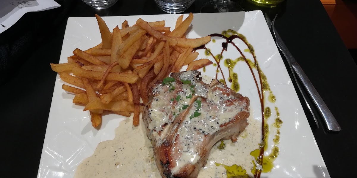 Le Zinc Café