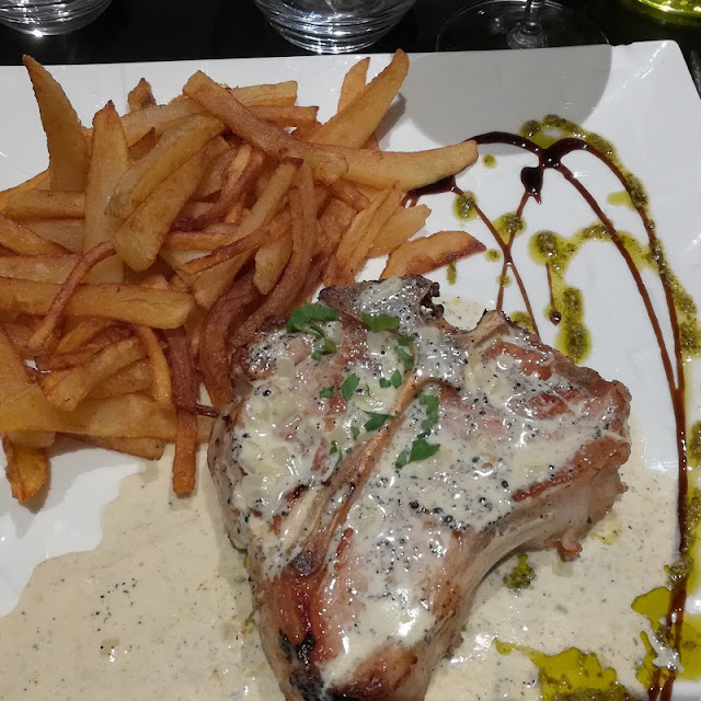 Veau En Sauce