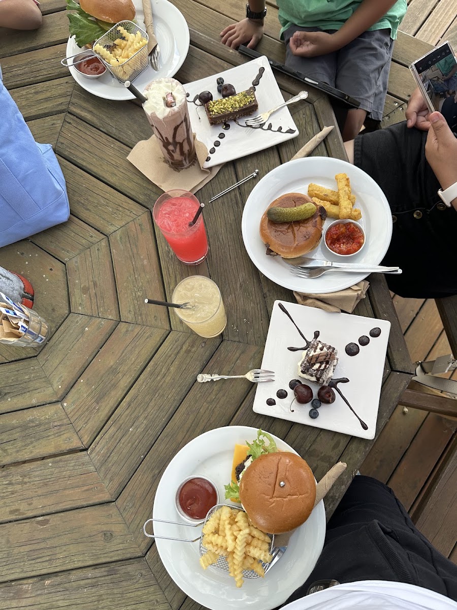 Merkabah Cafe Restaurant