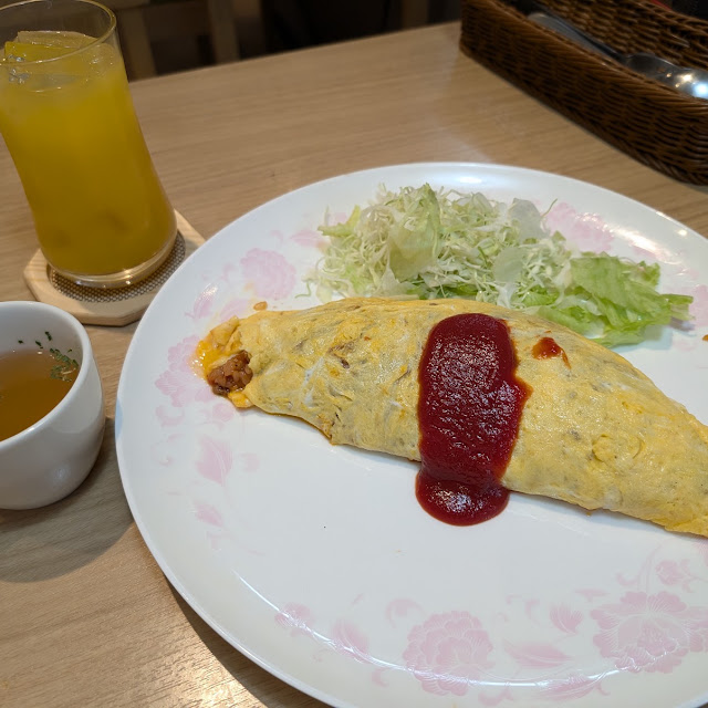 オムライスとドリンクセット