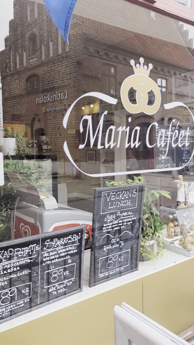 Maria Caféet menu board