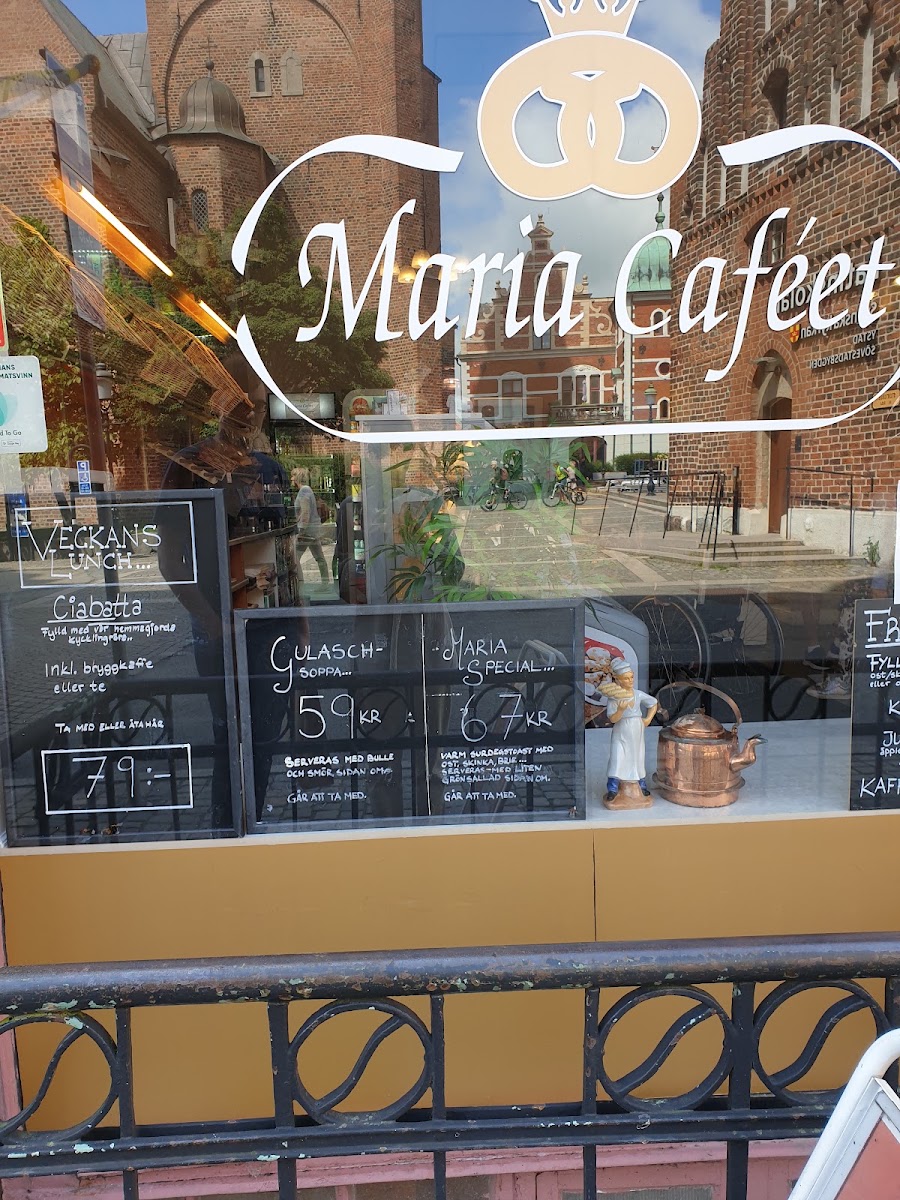 Maria Caféet menu board