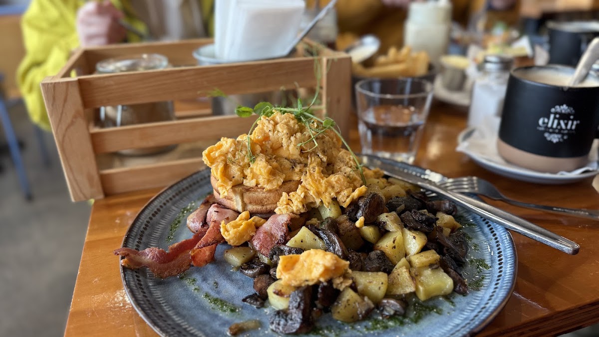 Elixir West Cafe & Catering