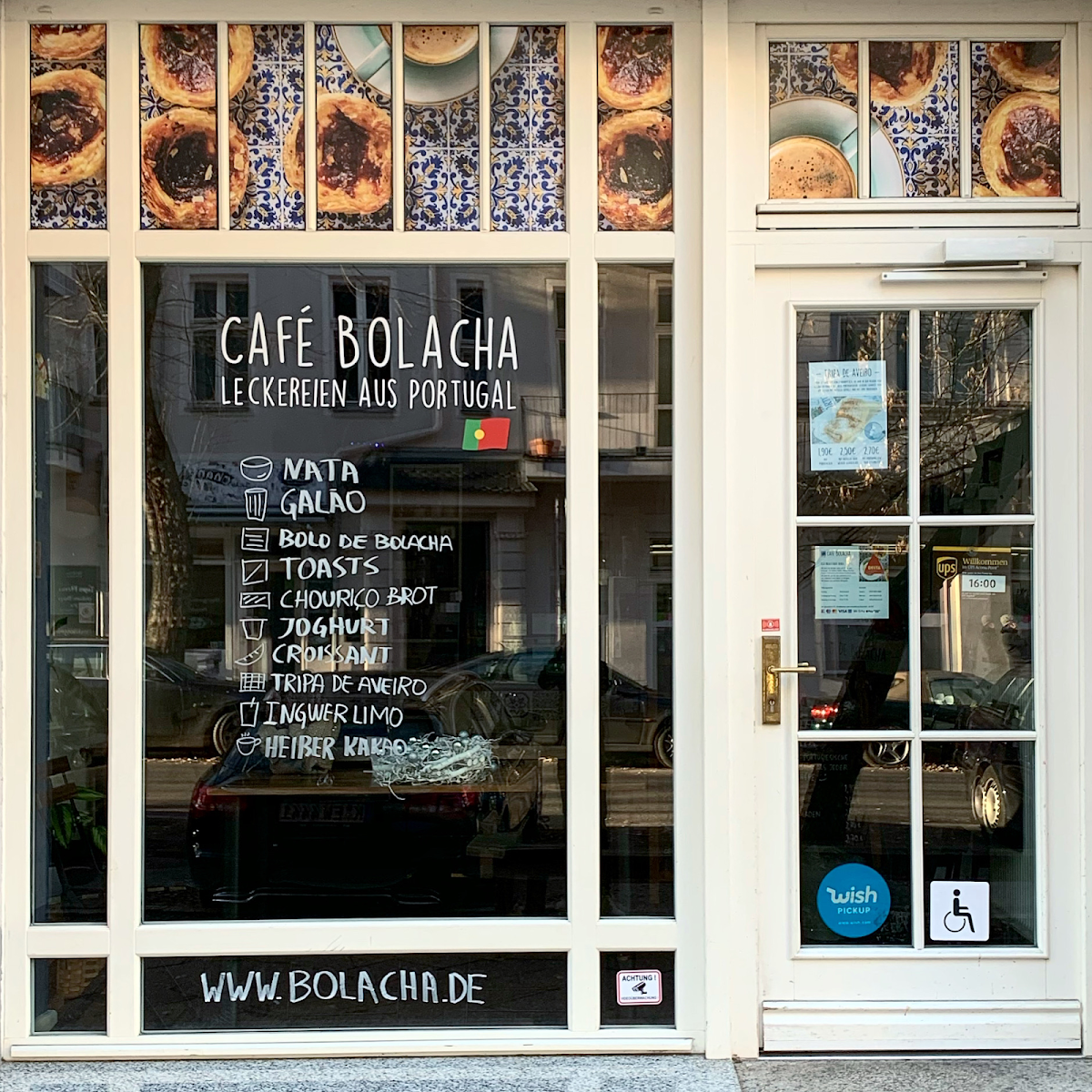 Café Bolacha menu board