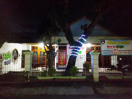 Move On Cafe