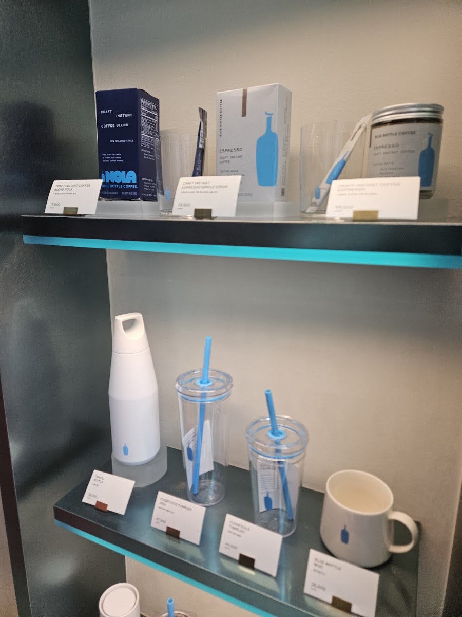 Blue Bottle Coffee Myeongdong Noon Square