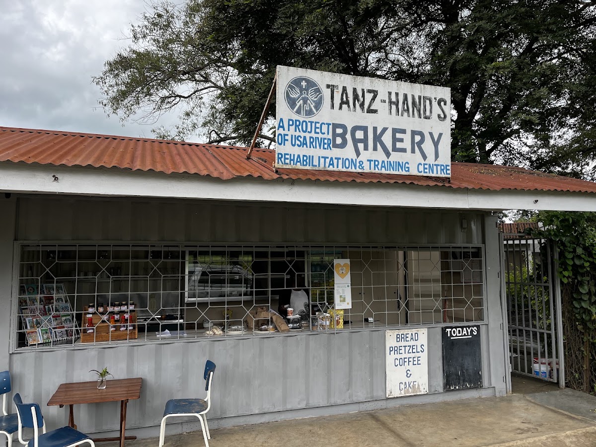 Tanz-Hand's Bakery