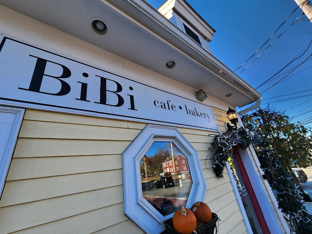 BiBi Cafe & Bakery