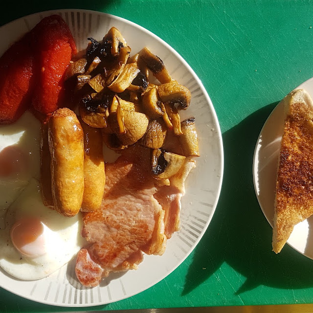 Market Breakfast with Toast