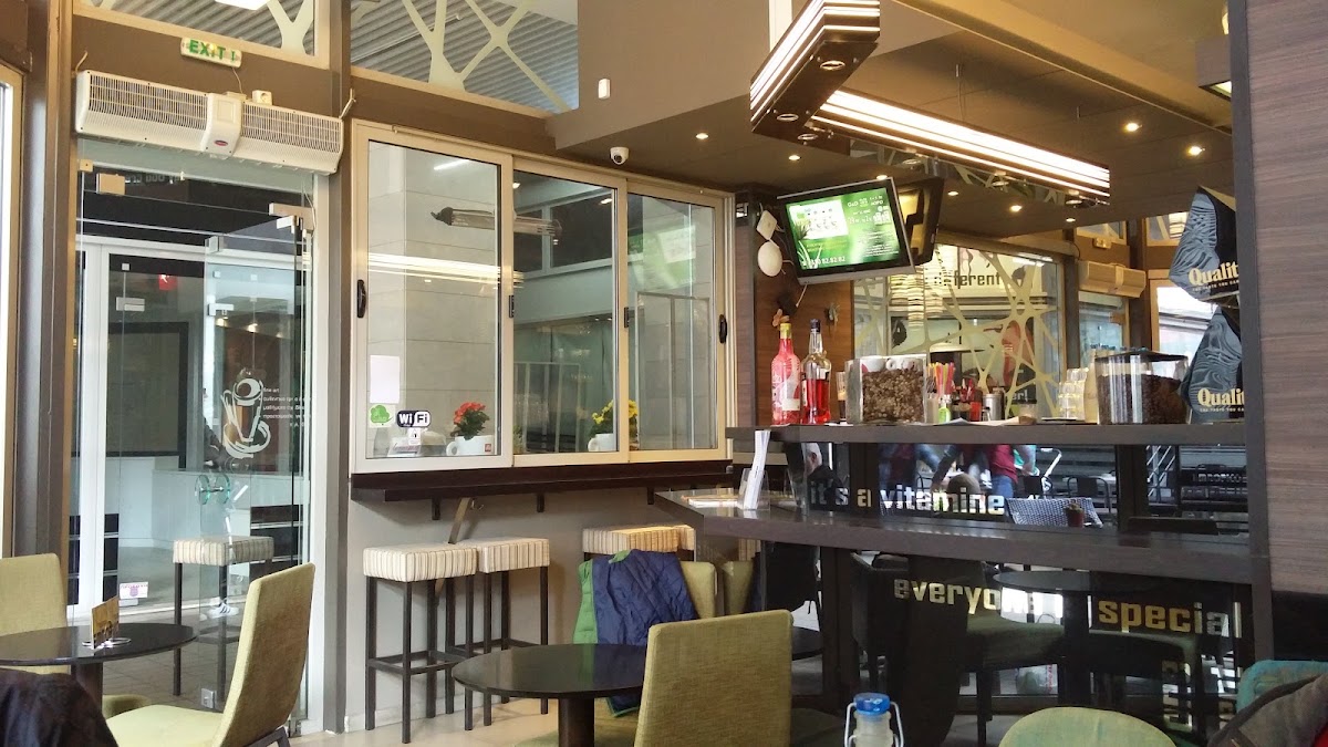 Emporiko Cafe
