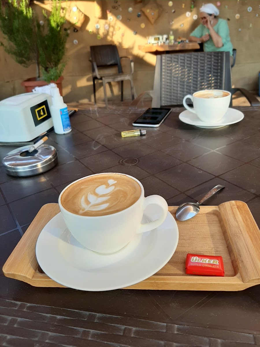 Balkon Kafe Vize