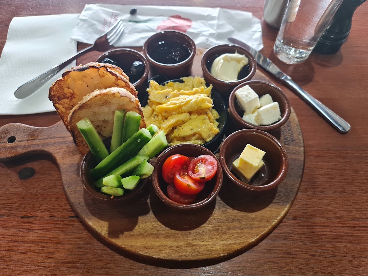 Tek Cafe