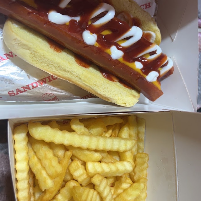 Hot Dog& Fries