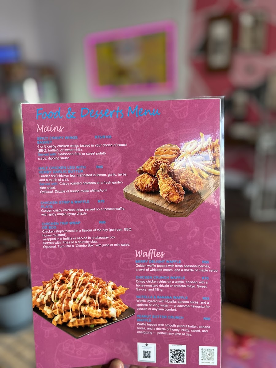 Life is Good Cafe' menu board