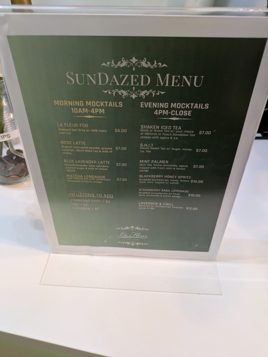 La Fleur Café menu board
