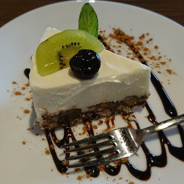 レコッタチーズのレアケーキ