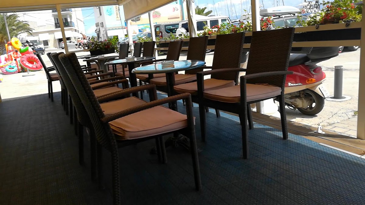 Caffe Bar Luna