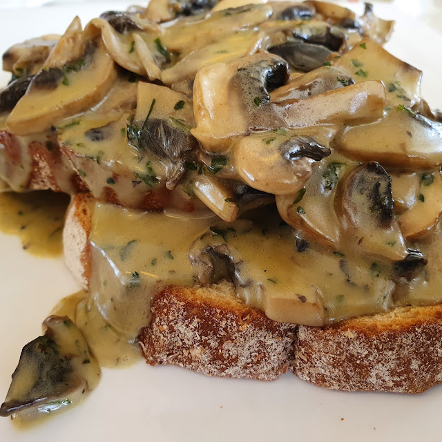Mushrooms on Toast