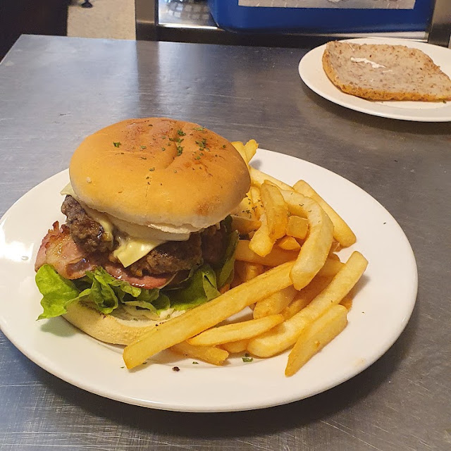 Margie's Beef Burger