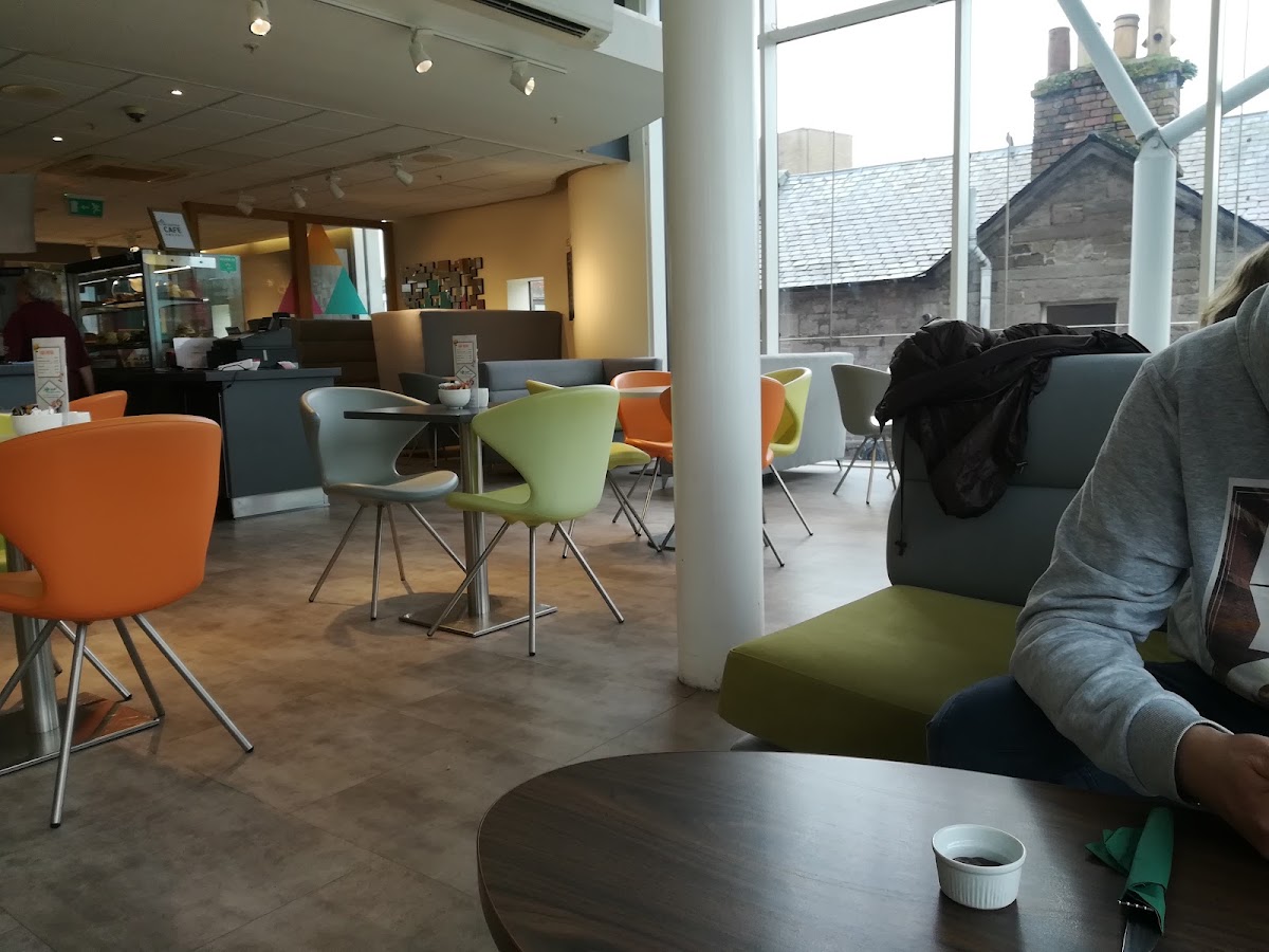 The Eatrium at Gillies