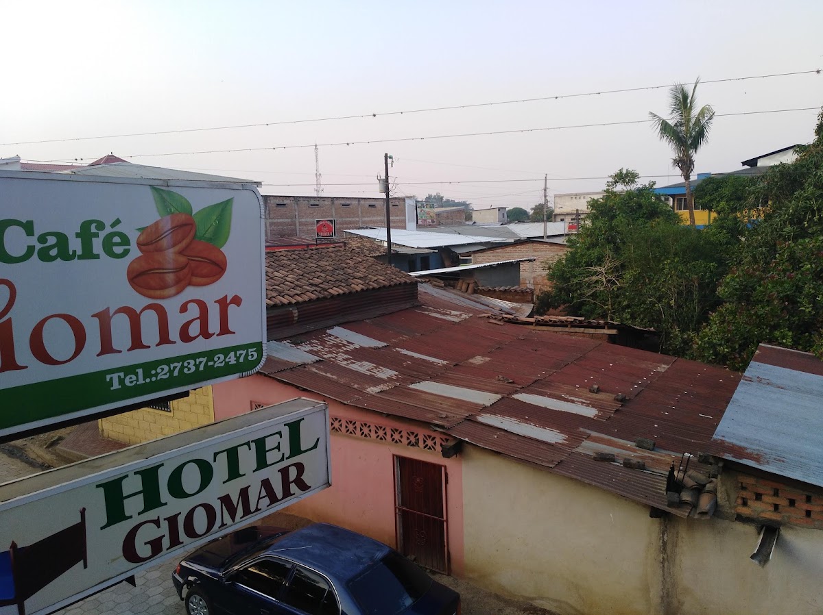 Giomar Café