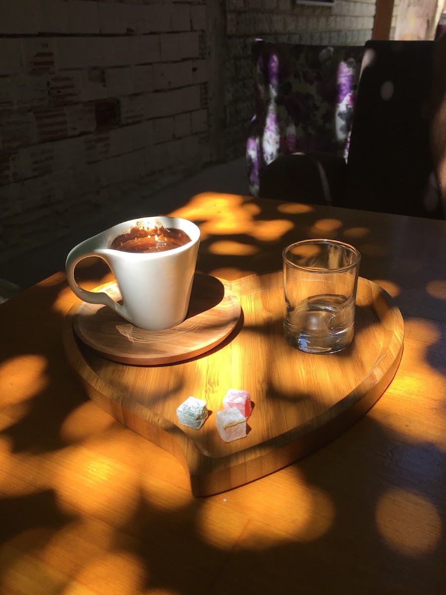 Kuytu Cafe