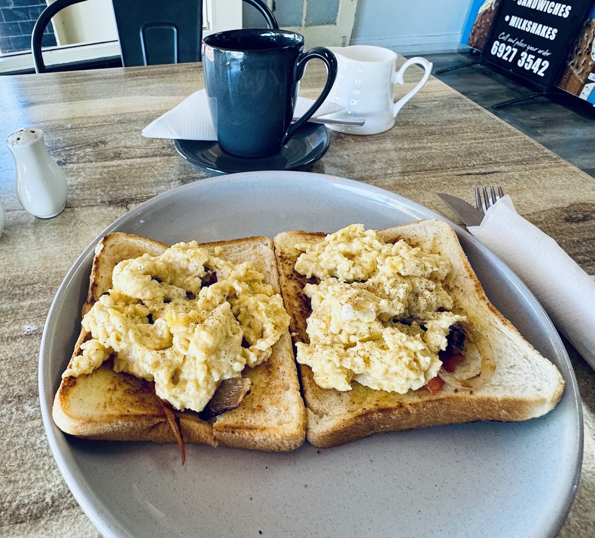 Bartys Cafe