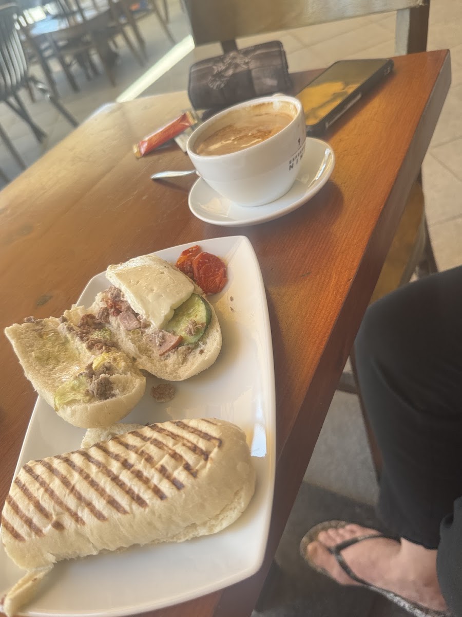 Mike's Square Cafe