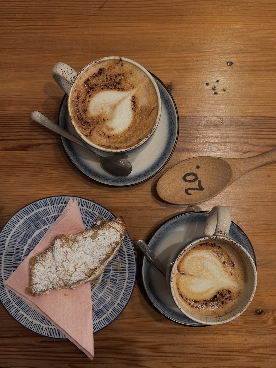 Hazel's Cafe