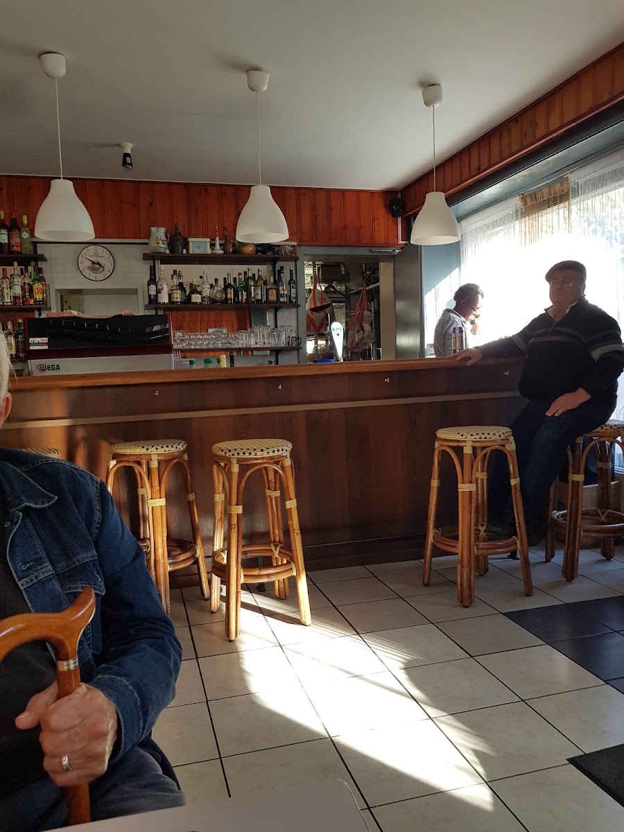 Café - Restaurant Les 3 Suisses