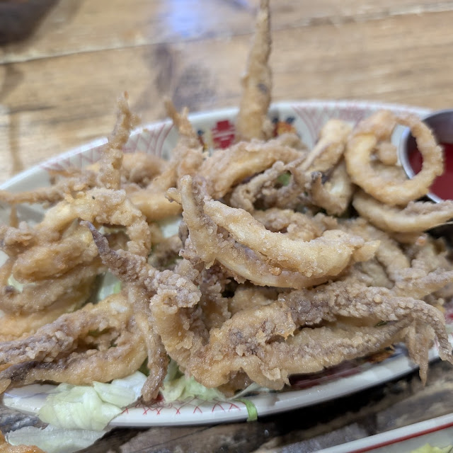 deep fried squid tentacles 酥炸魷魚鬚