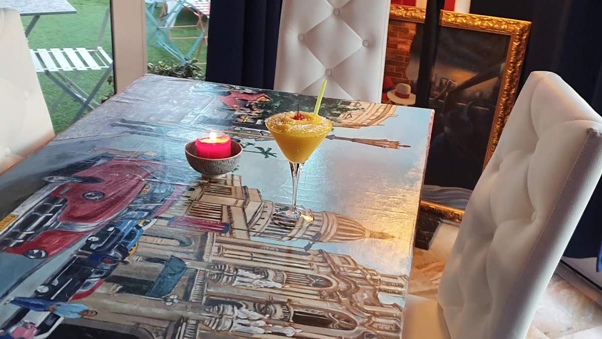 Relilax's Cuba Cafe' & lounge