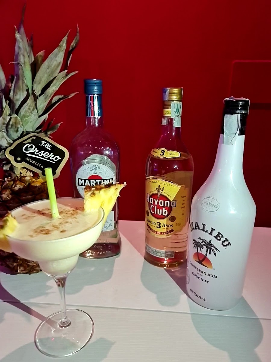 Relilax's Cuba Cafe' & lounge