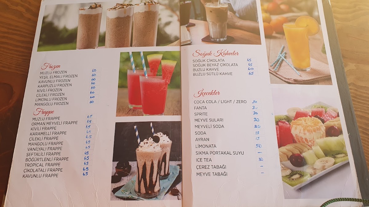 Lâl Cafe / Hookah menu board