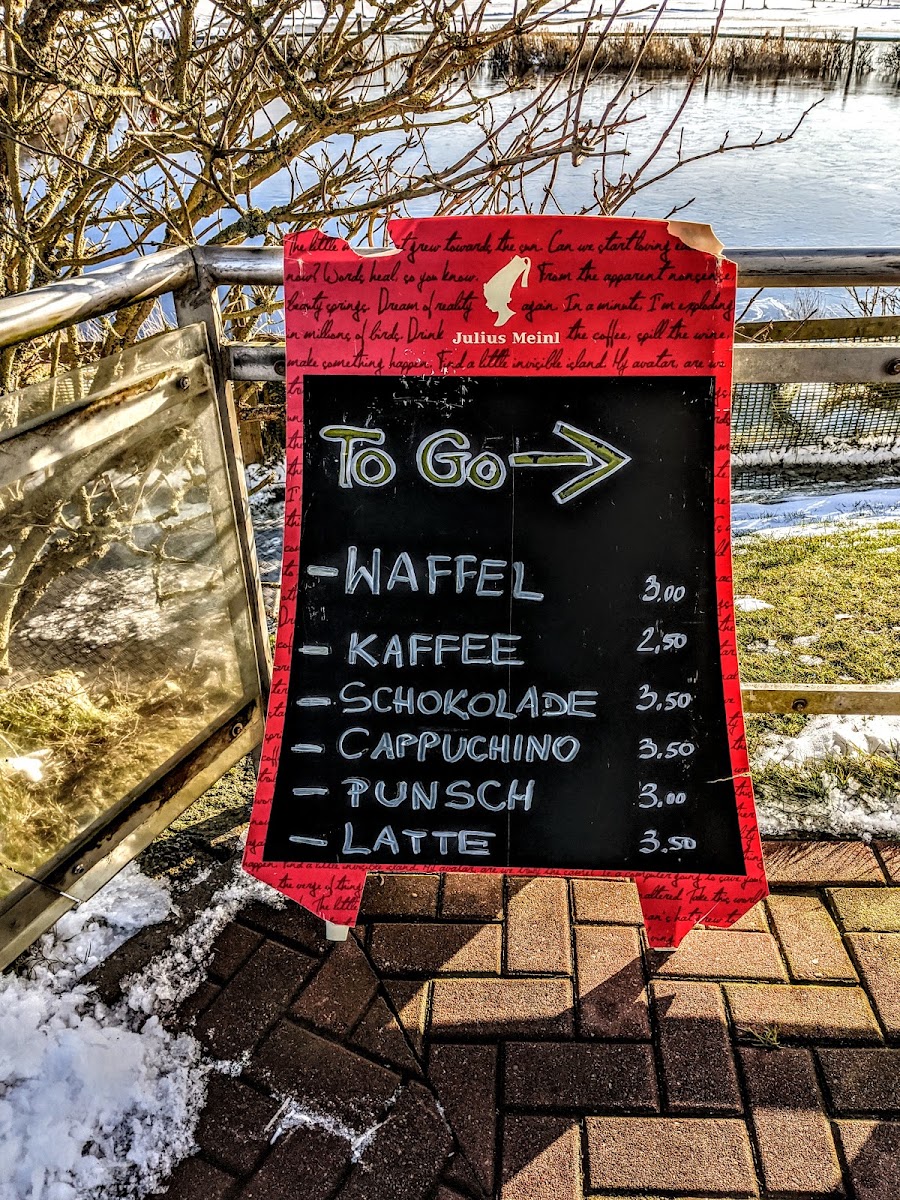 Cafe am Yachthafen menu board