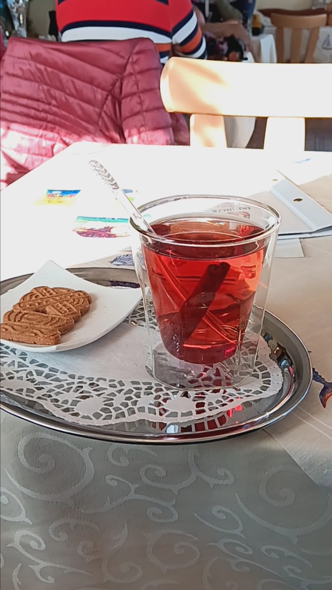 Cafe am Yachthafen