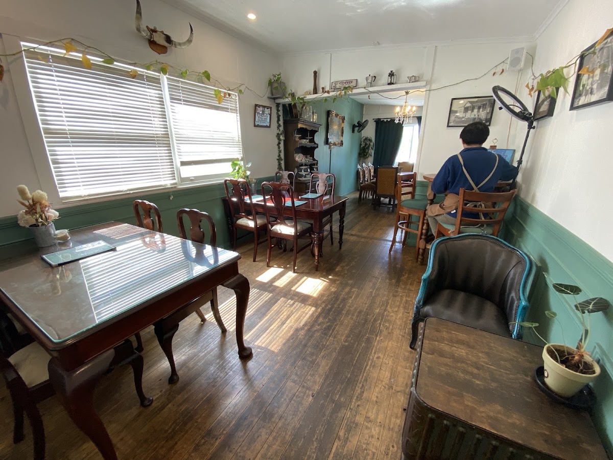 Ben & Annie’s