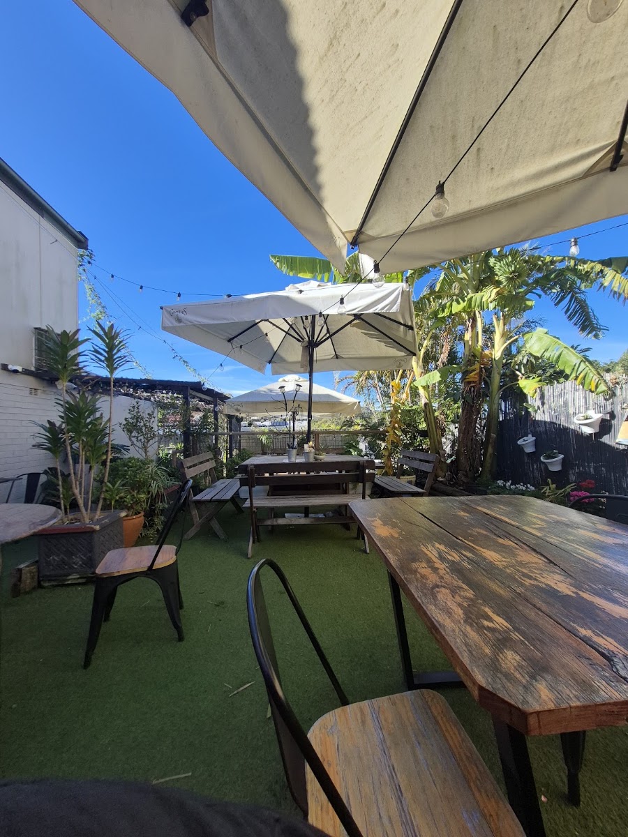Ben & Annie’s