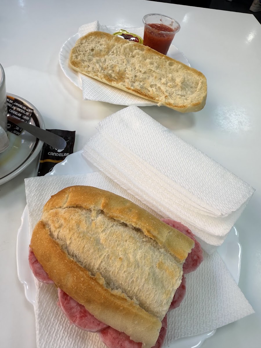 La Alemana. Cafeteria Charcuteria