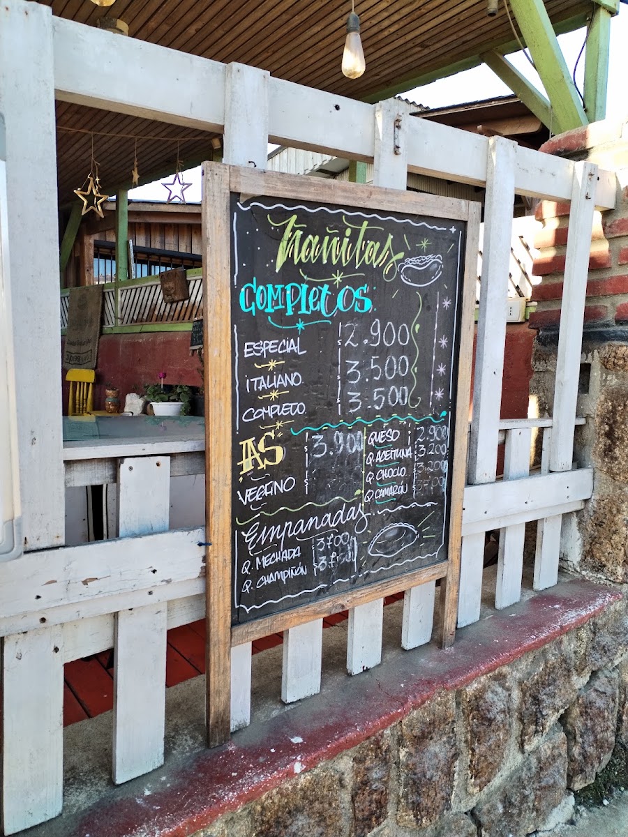Café Ñañitas menu board